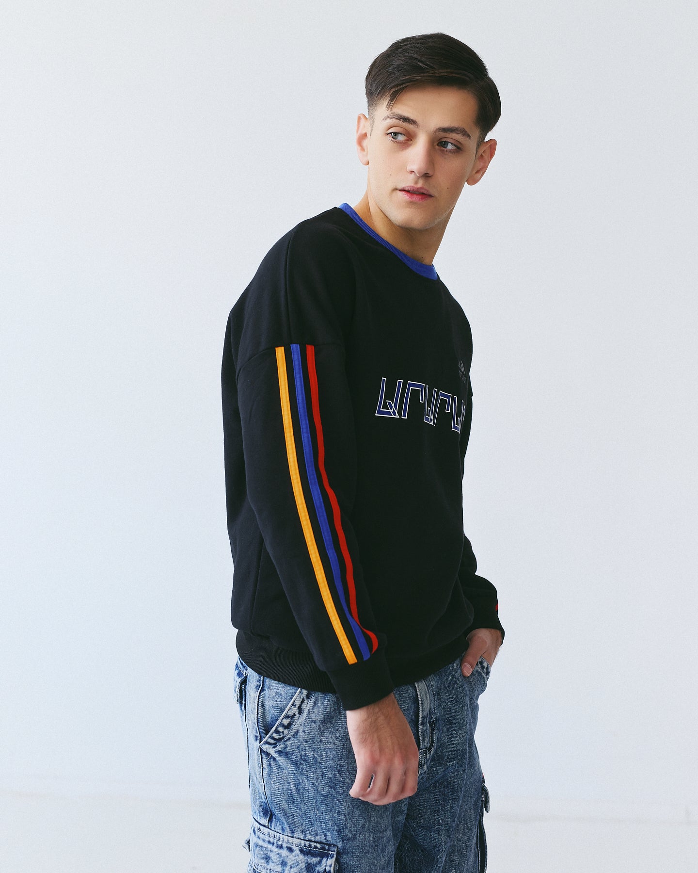 Araratidas Skate Sweatshirt