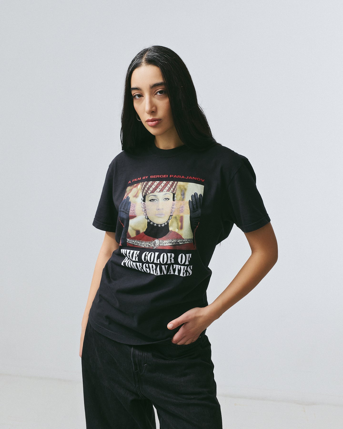 Color of Pomegranates Vintage-Feel T-Shirt