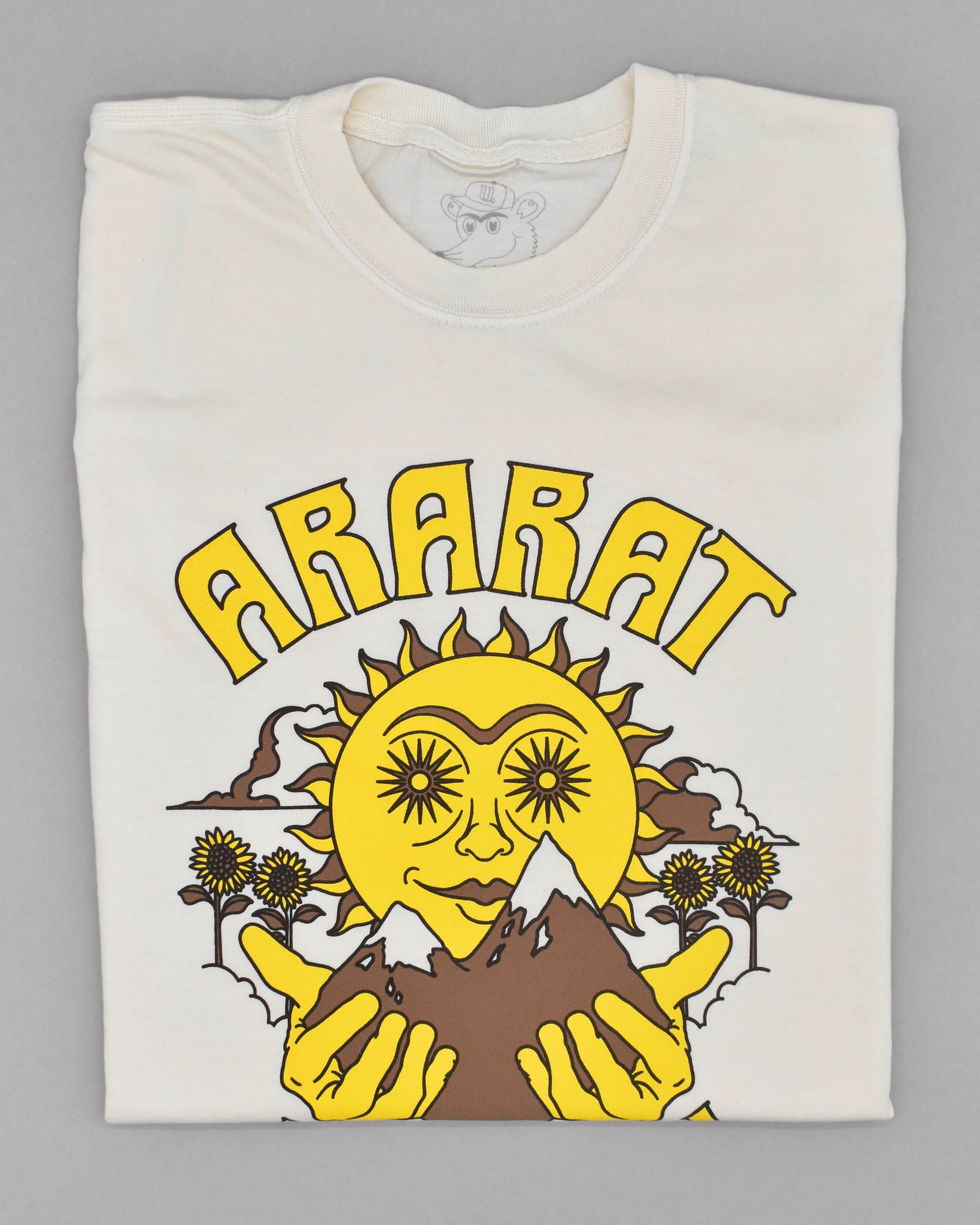 Tee shirt top sun valley