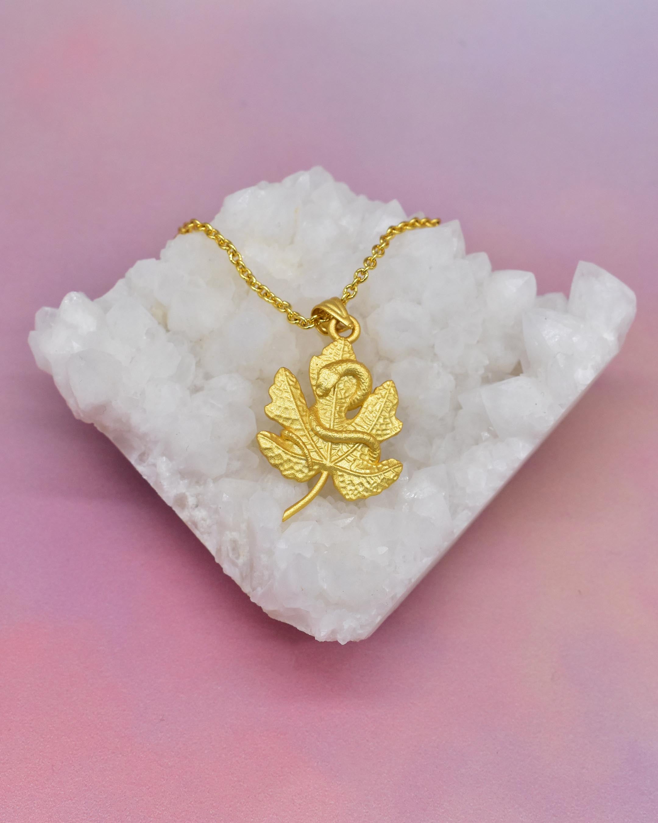 Aralez - Temptation Necklace